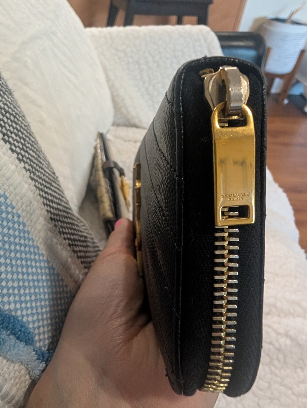 Saint Laurent Black Quilted Leather Zip Wallet with Gold Logo - Picture 11 of 11